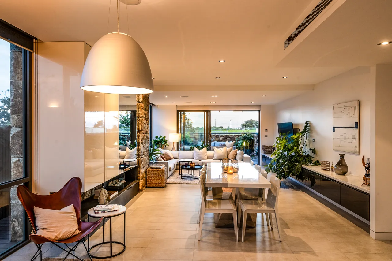 Why Monthly Rentals and Extended Stays in Melbourne Are the Smart Investment for Property Owners