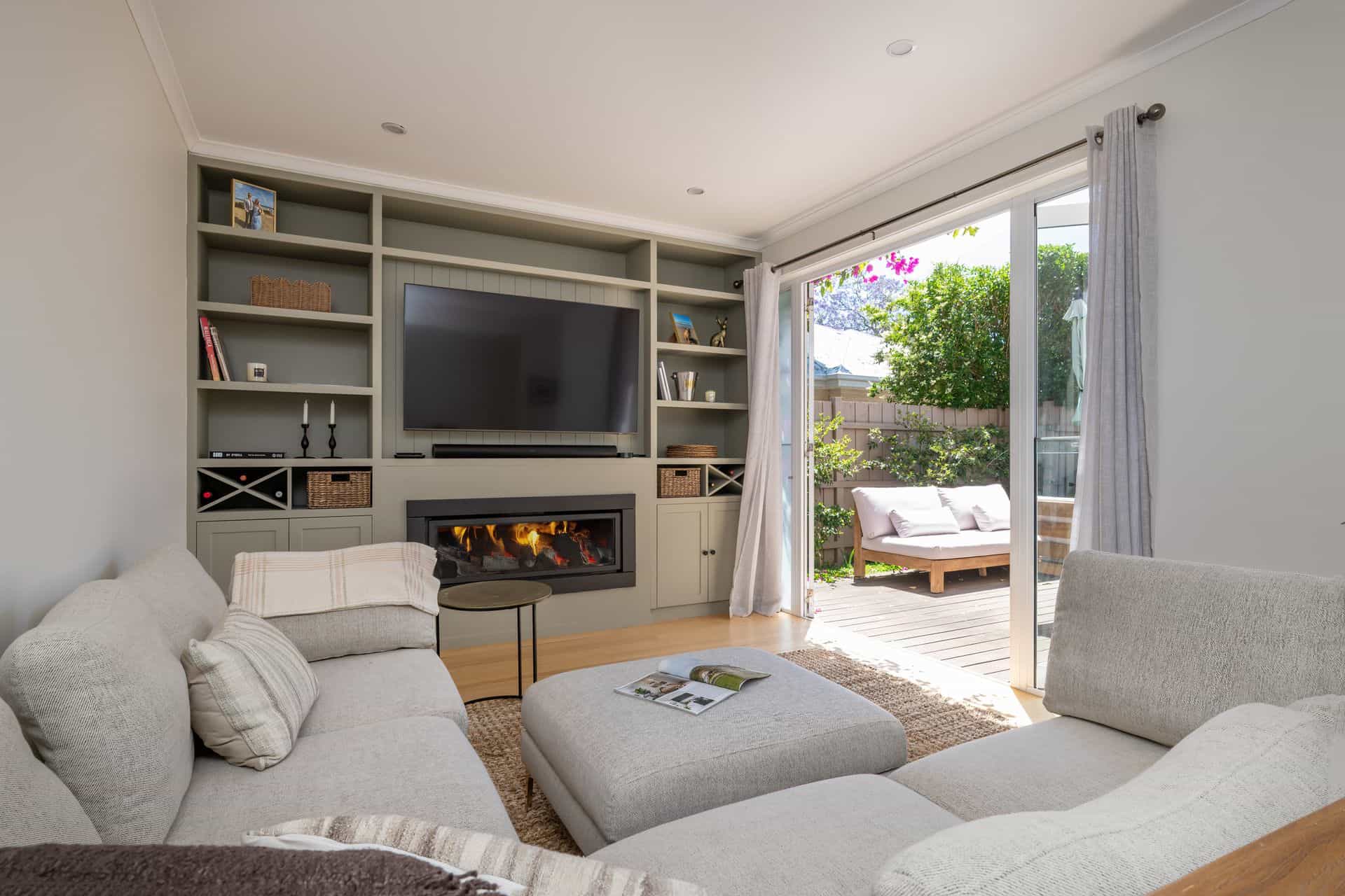 Bringing Family and Friends Together: The Ultimate Guide to Short-Term Holiday Rentals in Victoria